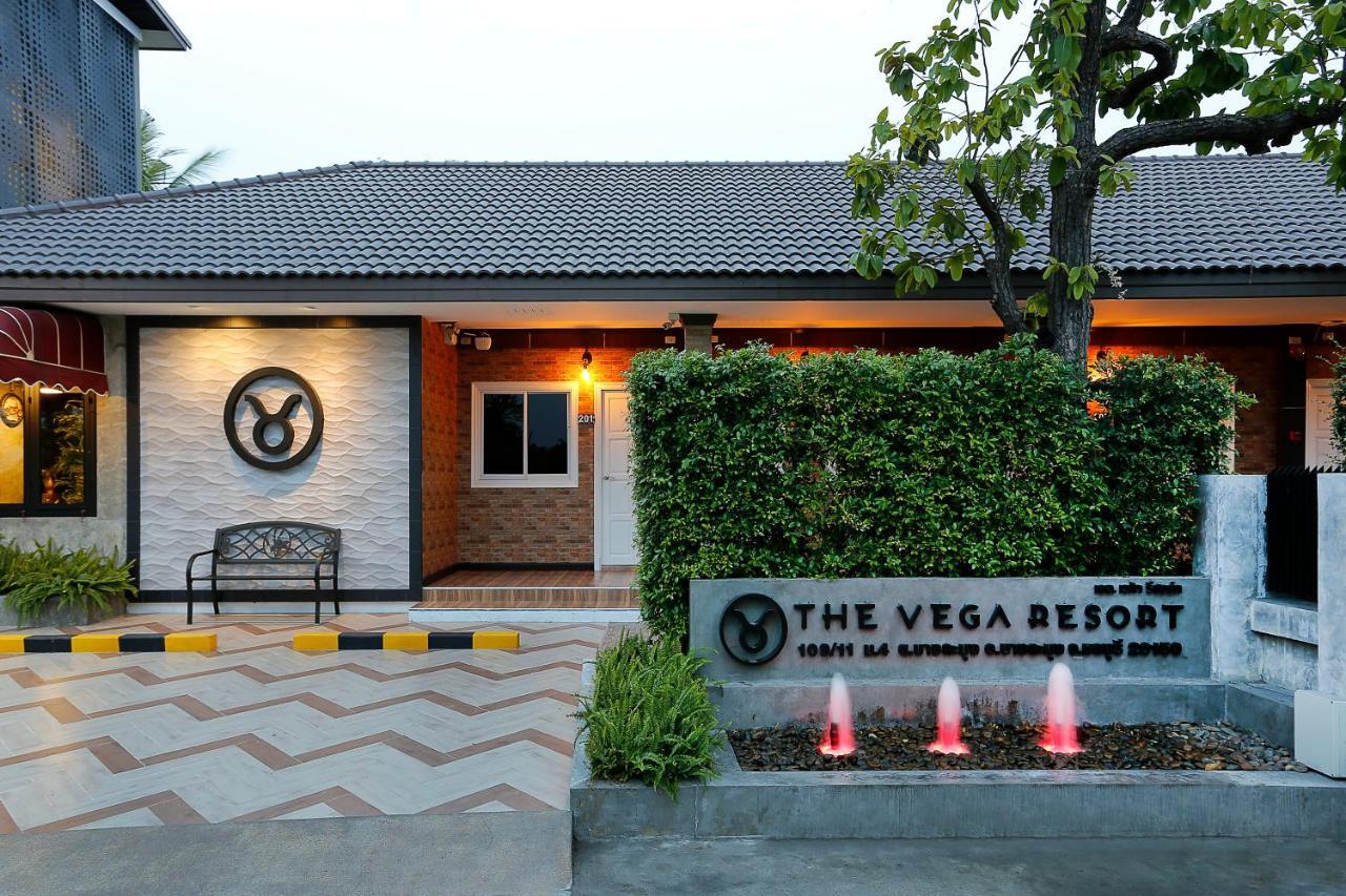 The Vega Resort Chonburi Exterior photo